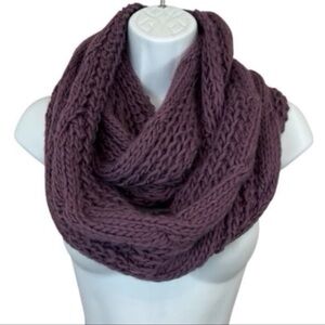 Tickled Pink Chunky Cable Knit Infinity Scarf